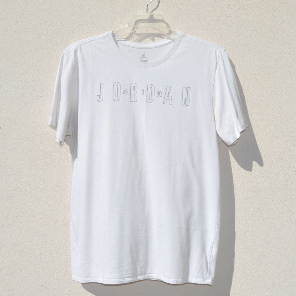 Nike Jordan Men's Short Sleeve Shirt Size Large